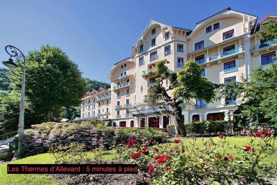 Meuble Classe 3 Etoiles Au Pied Des Thermes อัลวาร์ ภายนอก รูปภาพ